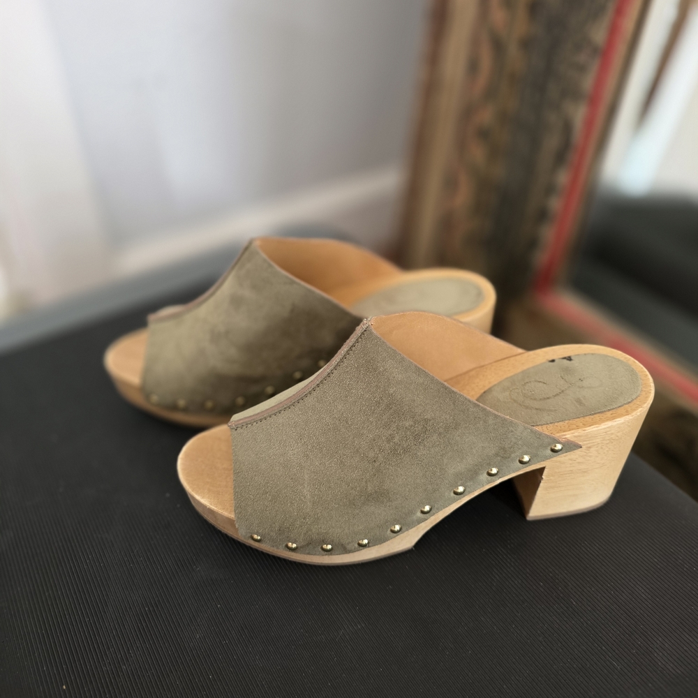 Sam Edelman Olive Mules with Wooden Heel
